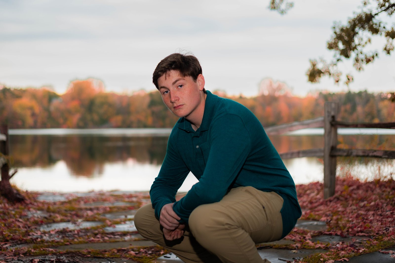 Senior boy portrait session by lake, Steve Lunden Photography, Minneapolis MN